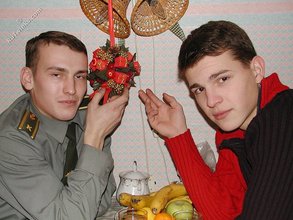 Older guy decides to seduce his twink friend after their dinner