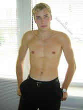 Beautiful twink blonde posing and shaving for you