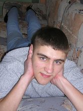 Blue-eyed brunette twink has mastered the slav squat
