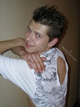 Twisted twink brunette shows off his six pack