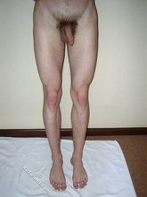 Dark-haired hottie and his soles in the spotlight