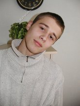 Sensual and street-smart twink shows his torso