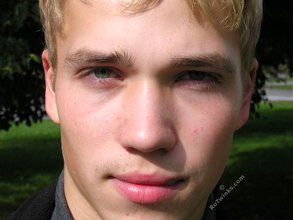 Ravishing twink with a Hawaiian shirt gets drunk
