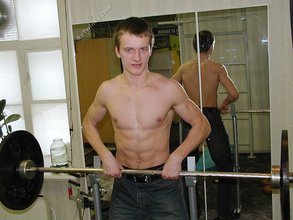 Six-pack twink stud working out and showing off