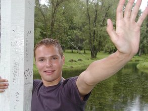 Jeans-wearing dude showing his amazing body on cam