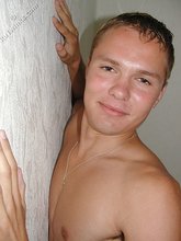 Brown-eyed and jacked-up dude showing his body