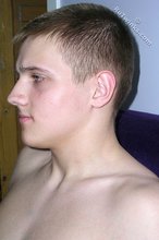 Sporty twink slowly undressing and showing his pits