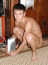 Sexy twink shows his cock and seduces on the floor