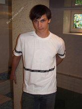 Dark-haired twink exposes that perfect body of his
