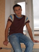 Dark-haired twink and his incredible face (close-ups)
