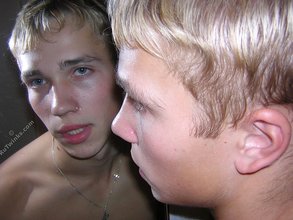 Grey eyes twink blonde shows off his tender asshole
