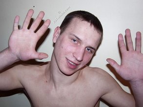 Skinny twink waving you goodbye after his cumshot