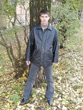 Smoking hot twink posing seductively outdoors