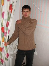 Smoking hot twink posing seductively outdoors