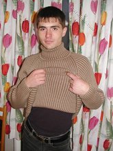 Smoking hot twink posing seductively outdoors