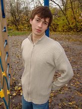Dark-haired twink posing outdoors (with rope)