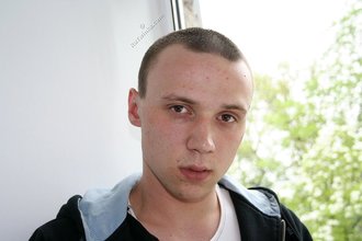 Buzzcut twink showing his beautiful face on camera
