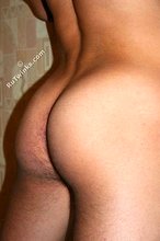 Young twink posing on all fours for your entertainment