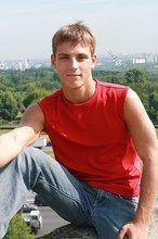 Red shirt brown-haired twink slowly seducing you in POV