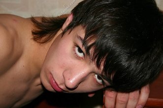 Thoughtful twink posing with his ass exposed for you