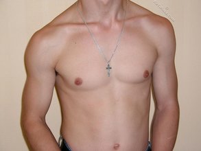 Shirtless twink showing off his white undies on cam