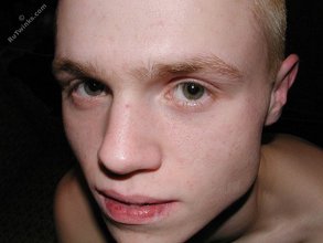 Blond-haired twink and his acrobatic prowess