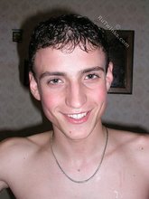 Dark-haired big-dicked stud blows his thick load on cam