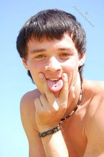 Dark-haired country boy showing his sexy nude bod