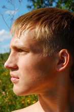 Jacked-up dude flashing his perfect body outdoors