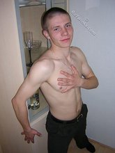 White t-shirt twink posing shirtless in the end