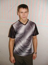 Dark-haired twink flashing his sexy nipples for you