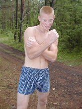 Redhead doing all sorts of crazy athletic shit on cam