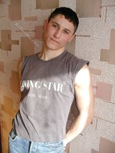 Solo twink shows off h is beautiful, sexy torso