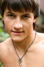 Shredded twink posing solo in the woods, all HQ