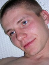 Buzzcut-sporting twink wants to fuck his remote