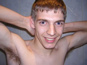 Blue-eyed twink stroking his meaty dick for you