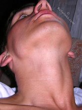 Tanned twink jerking off and showing off on cam