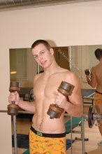 Twink lifting weights and jerking off furiously