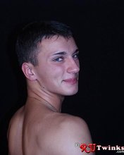 Beautiful dude with a hairy asshole sure loves teasing you