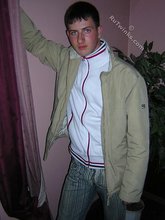 Blue-eyed twink looks positively badass in this little gallery
