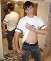 Dark-haired twink exposes that perfect body of his