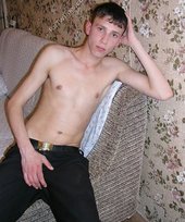 Skinny twink showing off his ass and his armpits