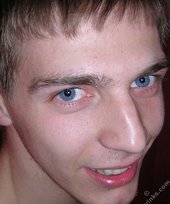 Blue-eyed twink stroking his meaty dick for you