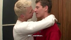 Bleached twink steals the show in a very passionate 3some
